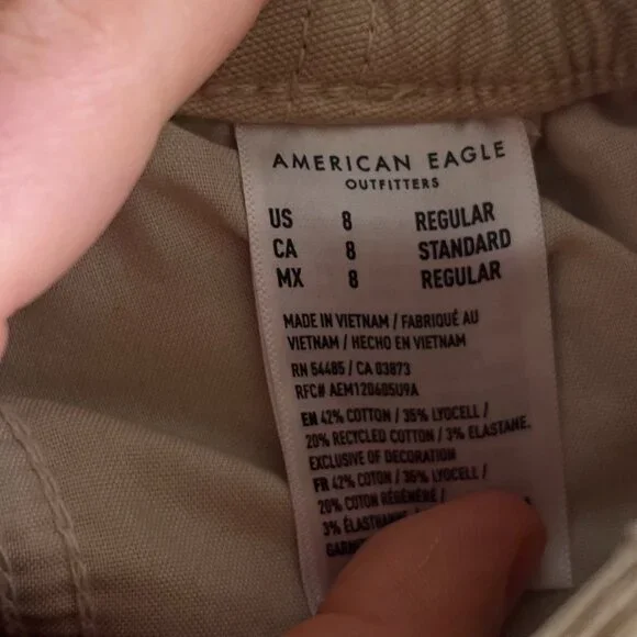 AE Stretch High-Waisted Cargo Pant in Khaki (size 8) - Picture 6 of 6